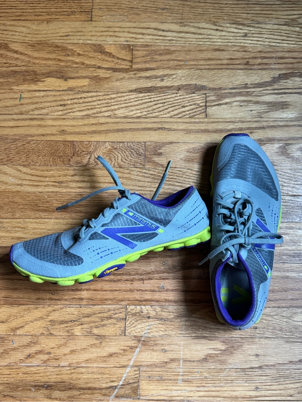 New balance minimus sneakers